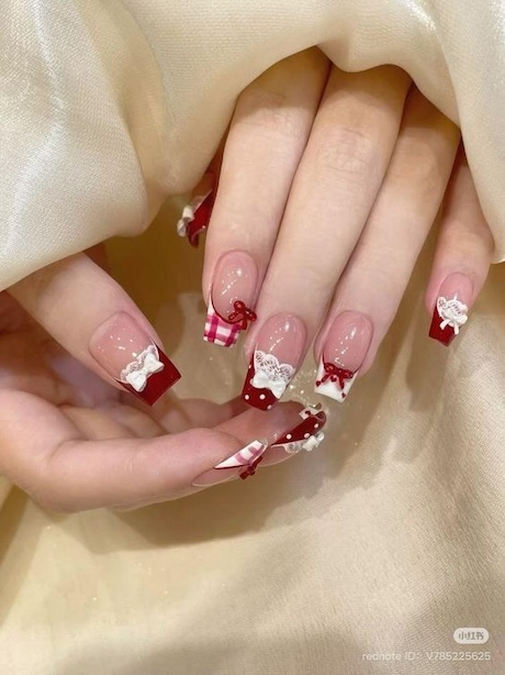 ลายเพ้นท์เล็บคริสต์มาส - IYou Beauty